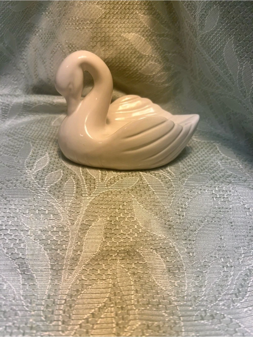 White Ceramic Swan Figurine Soap Dish